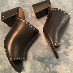 Coach 6.5 Black Mule Sandal